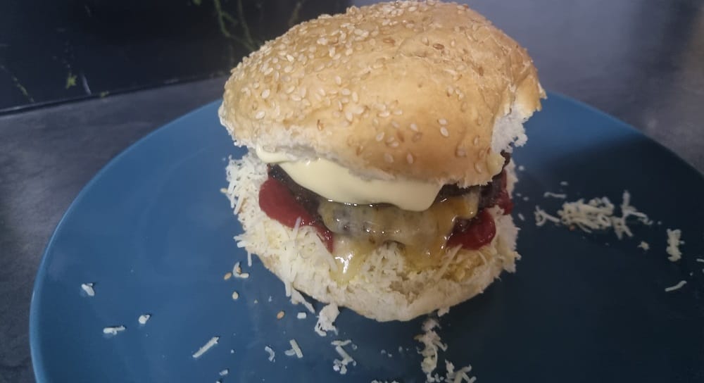 Basic tasty cheese burger recipe quick trick easy no lettuce