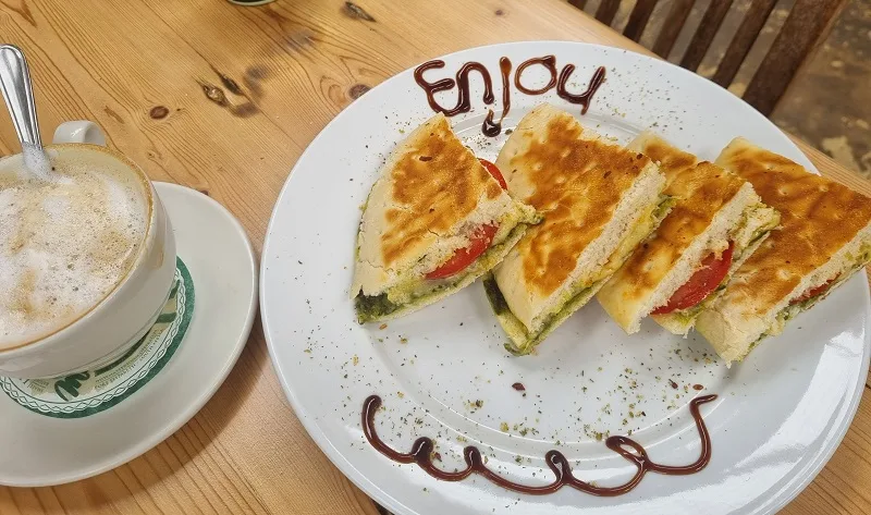 Tsitrus Café storms river review menu eat food