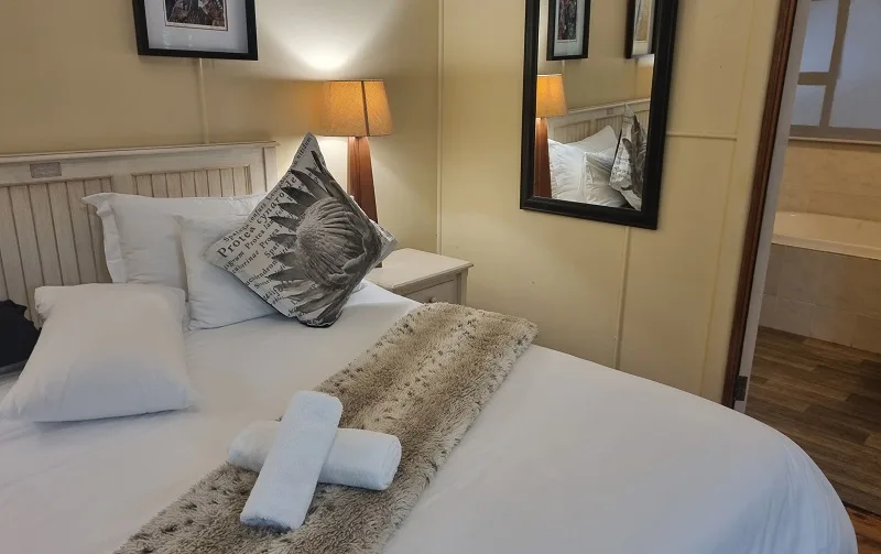 Tsitsikhaya lodge storms river review accommodation cottage stay sleeping wifi prices location