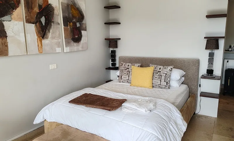 Mountain Marina Luxury appartments accomodation review cape town V&A Waterfront complex