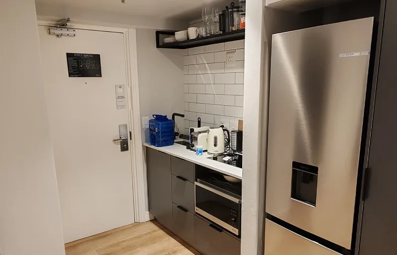 point break luxury apartments cape town green point location price rooms food restourant travel parking accomodation review rating