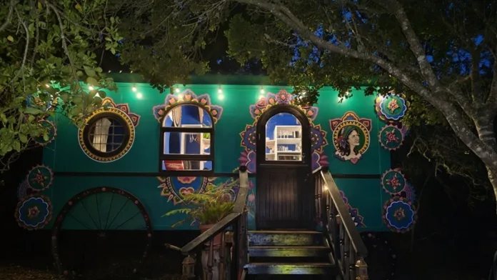 treedom villas vardos accommodation stay sleeps travel wilderness south africa price cottage wagon